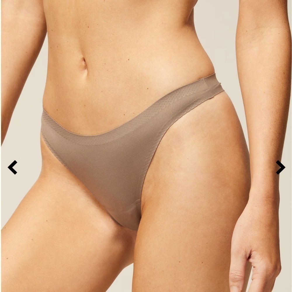 SOMA Enbliss Soft Stretch Thong Mochachino Color NWT
